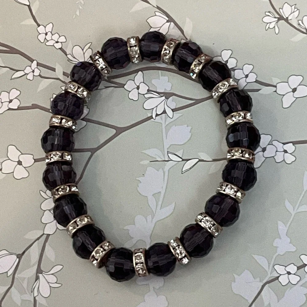 ❄️ Plunder | Elegant Purple/Silver Beaded Bracelet